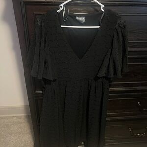 Arula Elegant Black Long Sleeve Dress